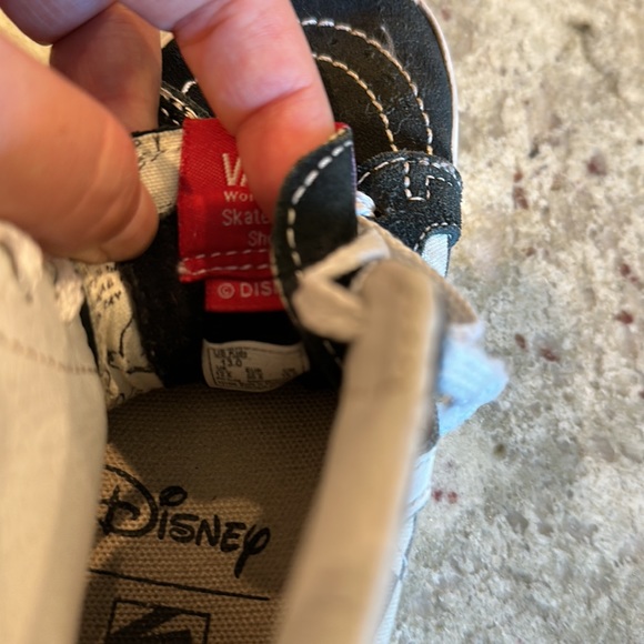 Rare Mickey Mouse vans - Picture 4 of 4